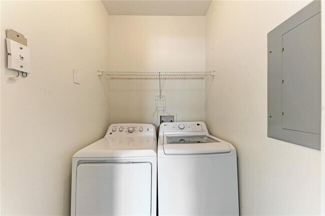 Building Photo - 4802 51st St W