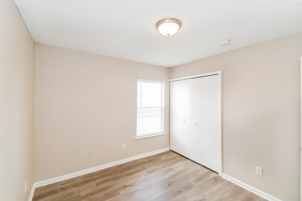 Building Photo - 2168 Fresco Dr