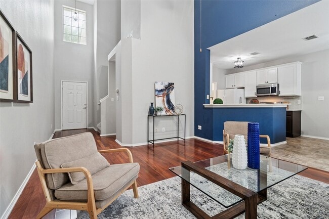 Building Photo - 8601 Forest Highlands Dr