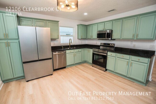 Building Photo - 12106 Clearbrook Ct