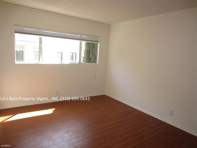 Building Photo - 1622 S Beverly Glen Blvd