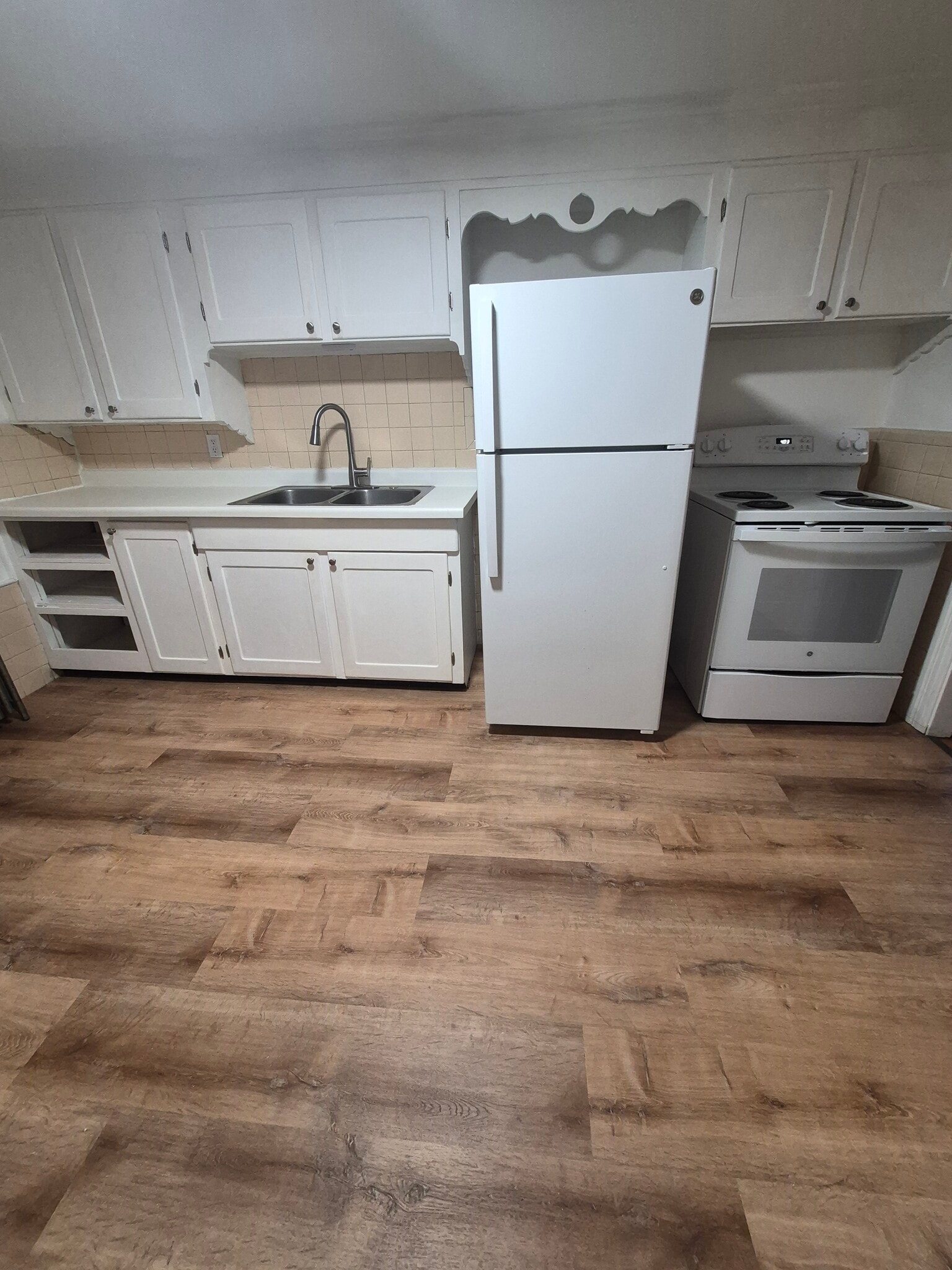 Kitchen Angle 3 - 191 Main St