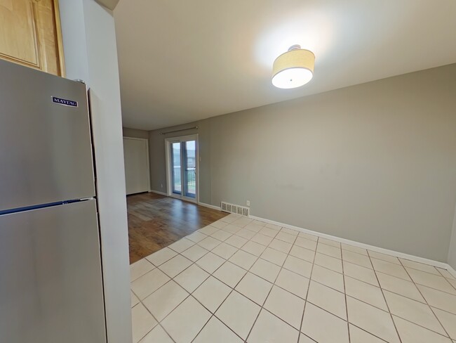 Building Photo - 6917 Colonial Woods Dr