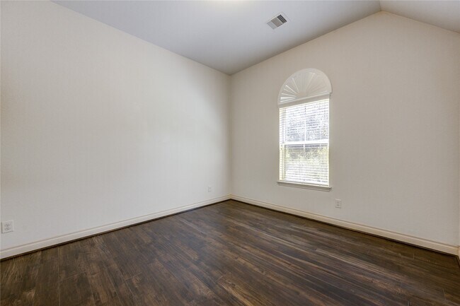 Building Photo - 3707 Cibolo Ct