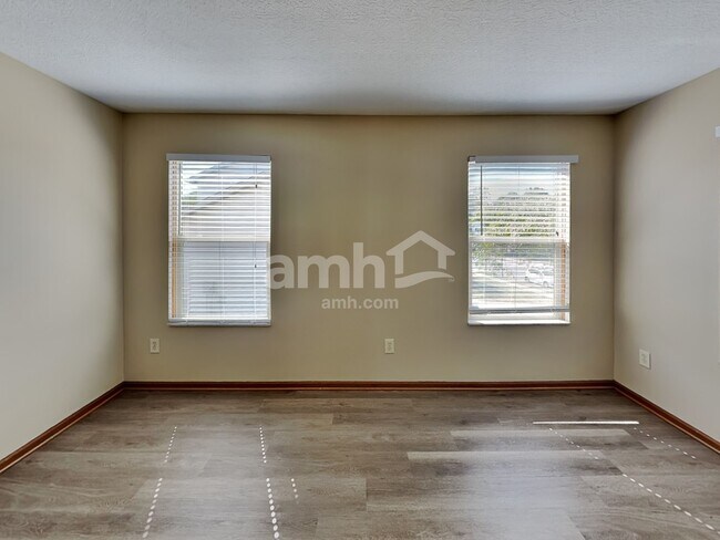 Building Photo - 180 Shaleridge Dr