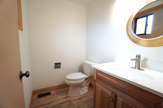 Building Photo - 11965 W Gunsmoke Dr