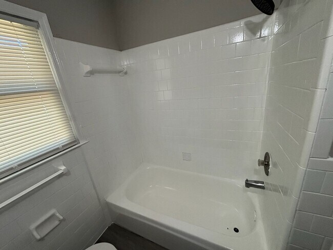 Building Photo - New On the Market!