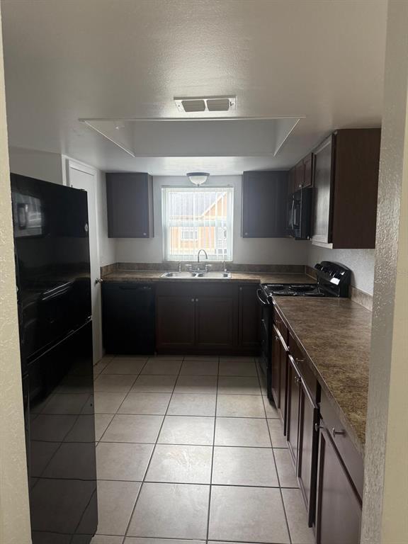 Building Photo - 2401 Barley Club Dr