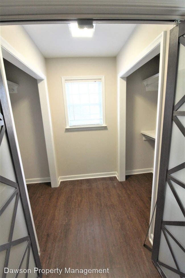 Building Photo - 3 br, 2 bath House - 9229 Covedale Drive