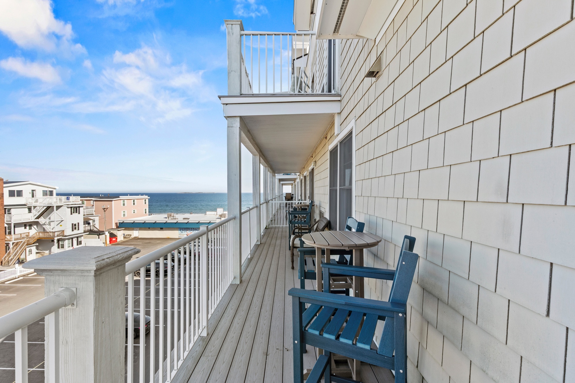 Building Photo - 1 E Grand Ave