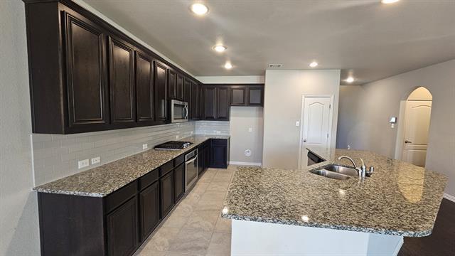 Building Photo - 1708 Yellowthroat Dr