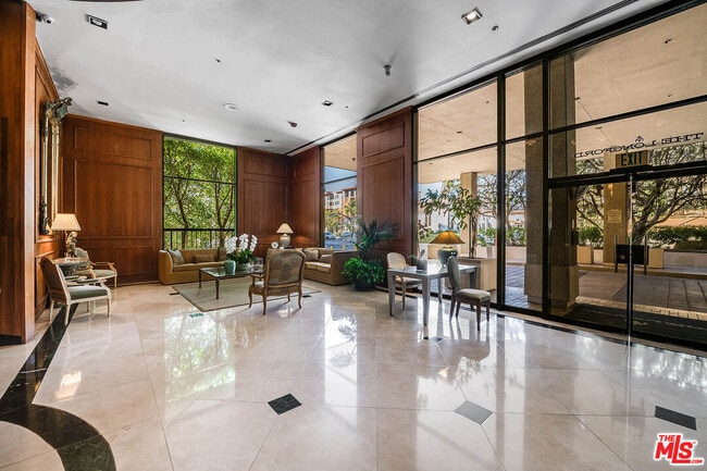 Building Photo - 10790 Wilshire Blvd