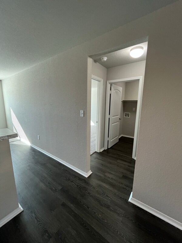 Building Photo - 36 Barn Cat Wy