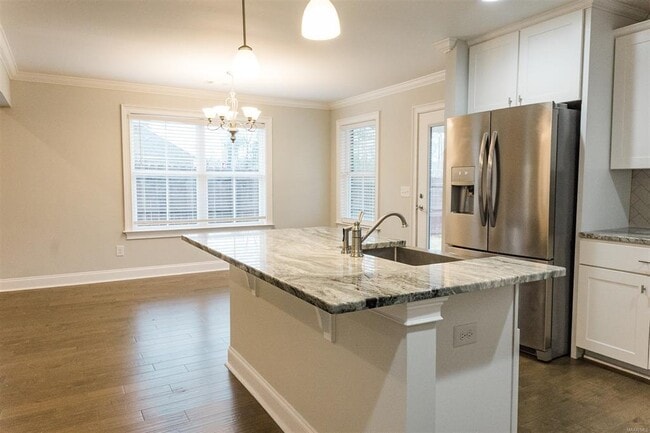 Building Photo - 1133 Benjamin Wy