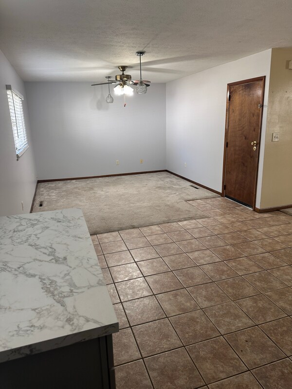 Building Photo - 388 Gamewood Dr