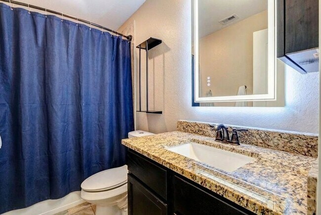 Building Photo - 22127 Roxanne Field Ln