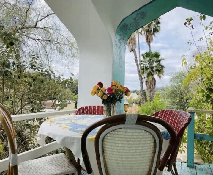 Building Photo - 2122 Alcyona Dr