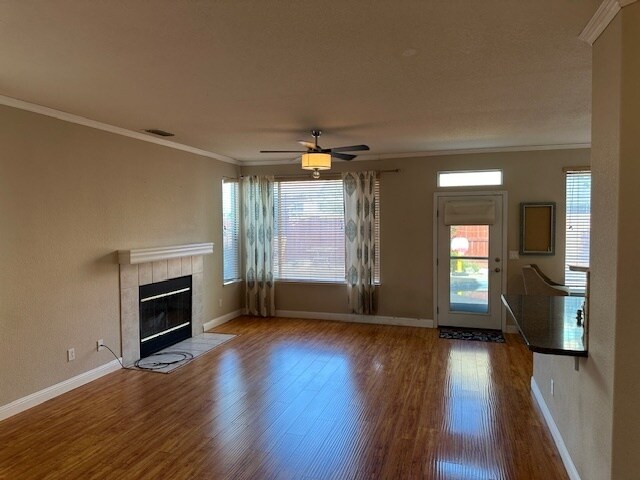 Building Photo - Lodi 4 Bedroom 3 Bathrom Home with a Pool