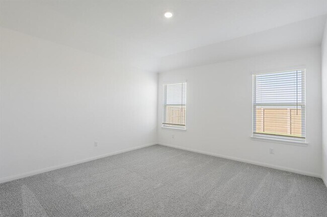 Building Photo - 245 W Luna Blue Ln