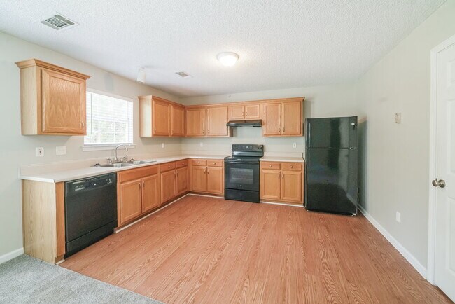 Building Photo - 111 Galway Ln