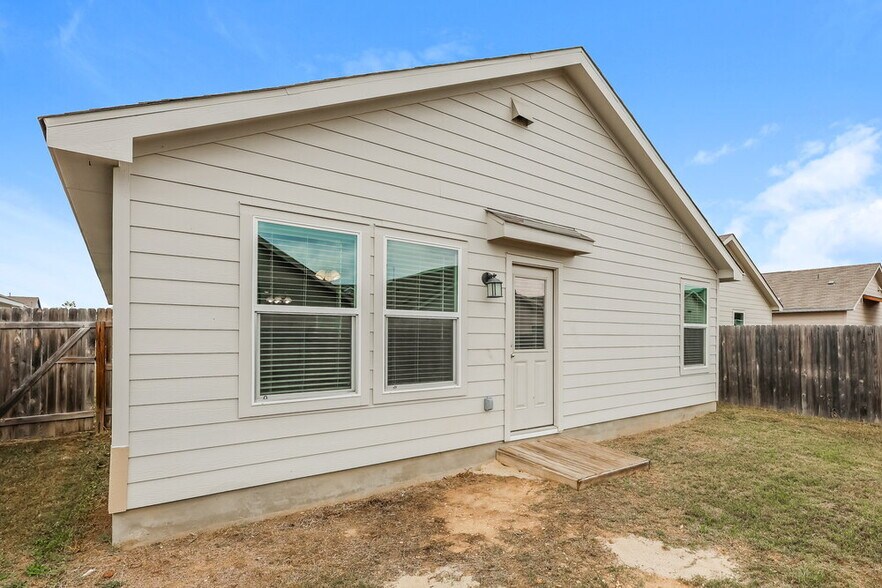 Building Photo - 10714 Giacconi Dr