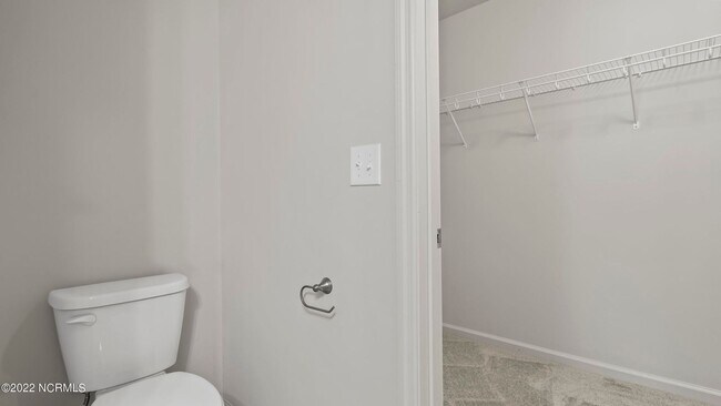 Building Photo - Townhome In BOYINGTON PLACE!