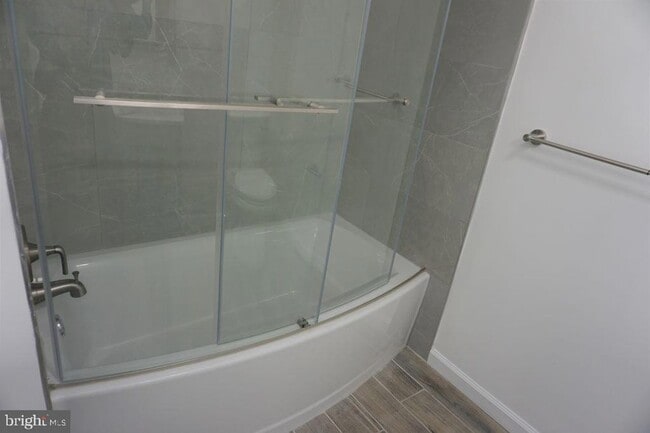 Building Photo - 1914 Old Stone Mill Dr