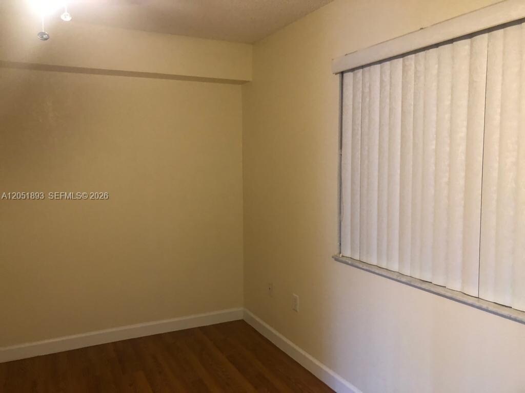 Building Photo - 5810 W 18th Ln