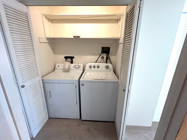 Building Photo - Waikiki! Marina Towers-Large, 2 Bdrm., 1.5 bath, cov'd pkg./washer/dryer in apt.