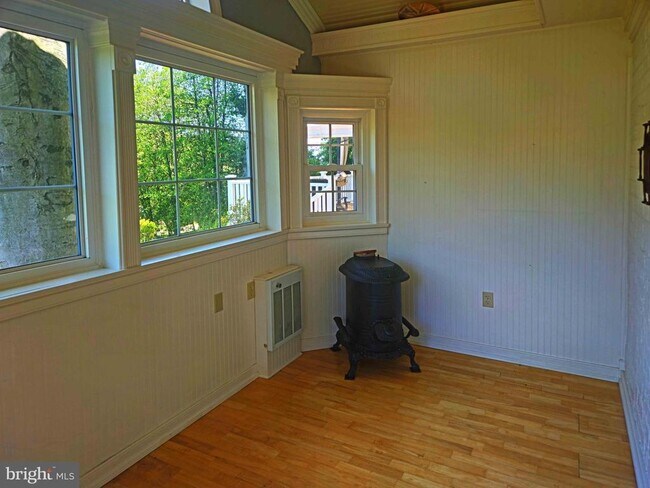Building Photo - 159 Olde Concord Rd