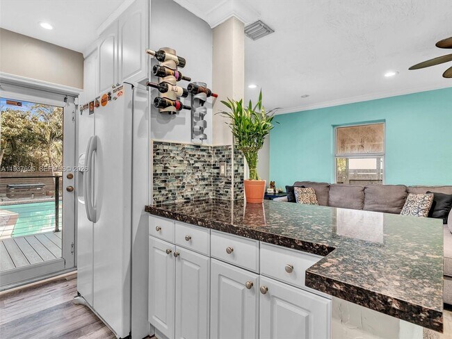 Building Photo - 1731 NW 7th Terrace