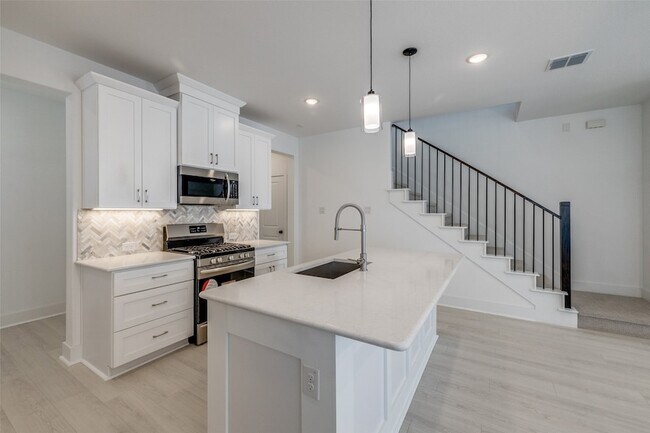 Building Photo - 830 Trace Hawk Ln