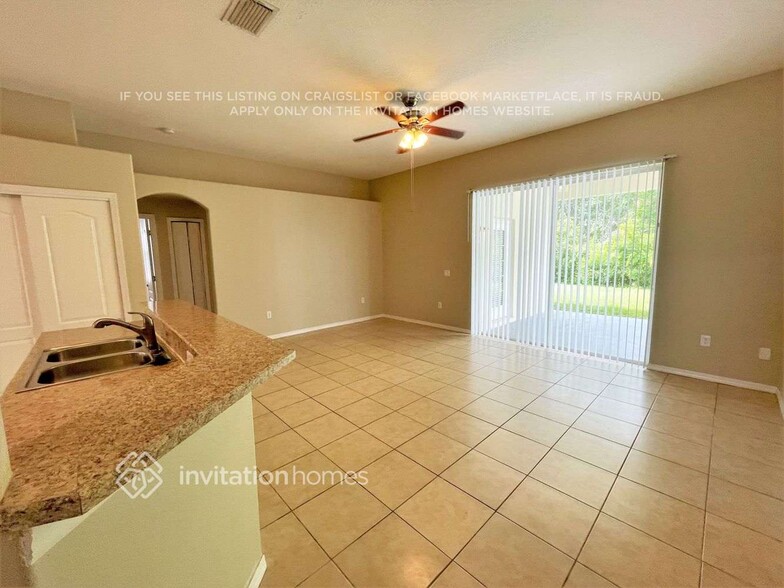 Building Photo - 25150 Conestoga Dr