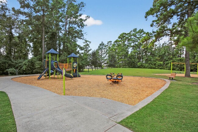 Building Photo - 13760 Rising Sun Ln
