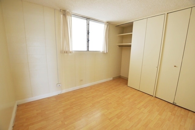 Building Photo - Salt Lake - Pikake Manor 2 bed, 1 bath, 2 parking