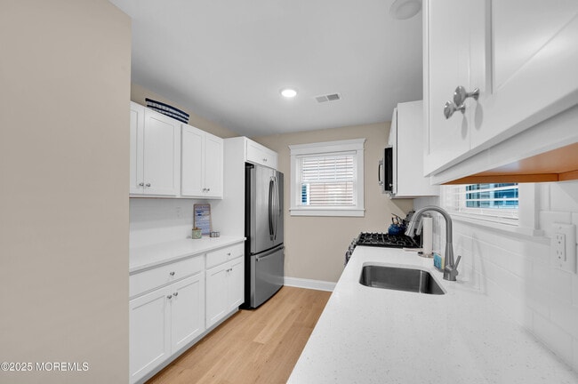 Building Photo - 12 Shell Rd