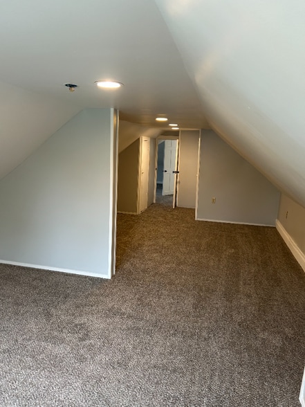 Building Photo - 603 Benham St