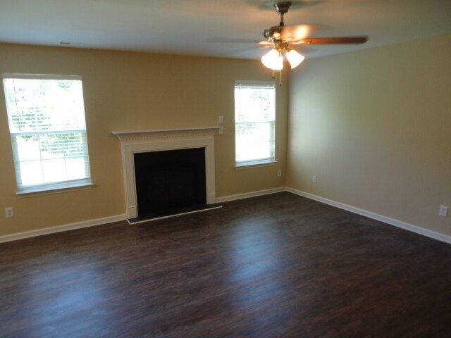 Building Photo - 3961 Tyler Bluff Ln