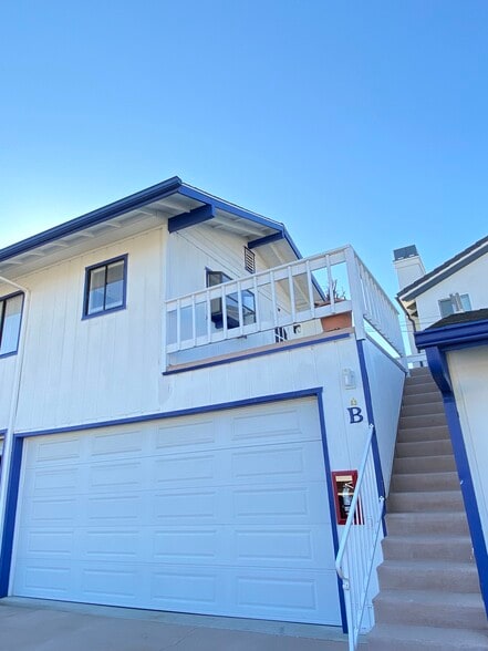 Building Photo - 1816 Marshallfield Ln