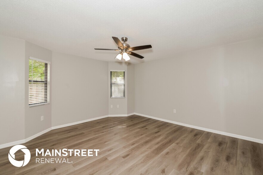 Building Photo - 8416 Cypress Lake Dr