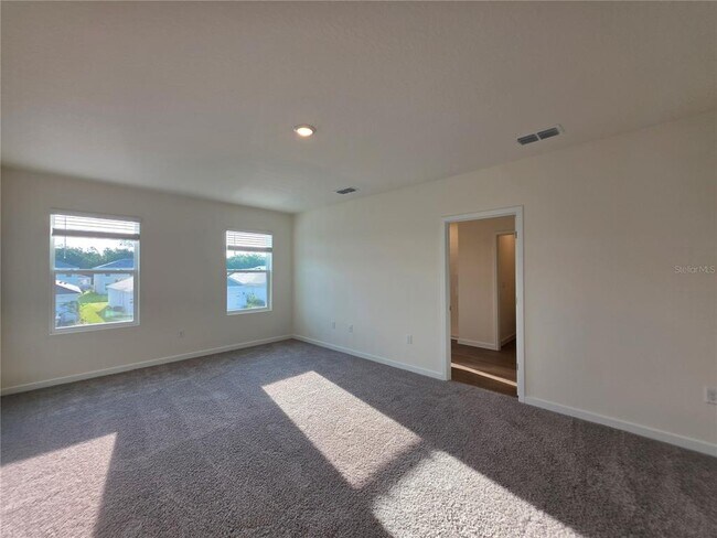 Building Photo - 1013 Champion Ridge Dr
