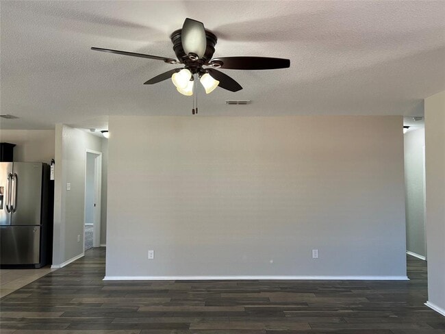 Building Photo - 1427 Swan Ridge Dr