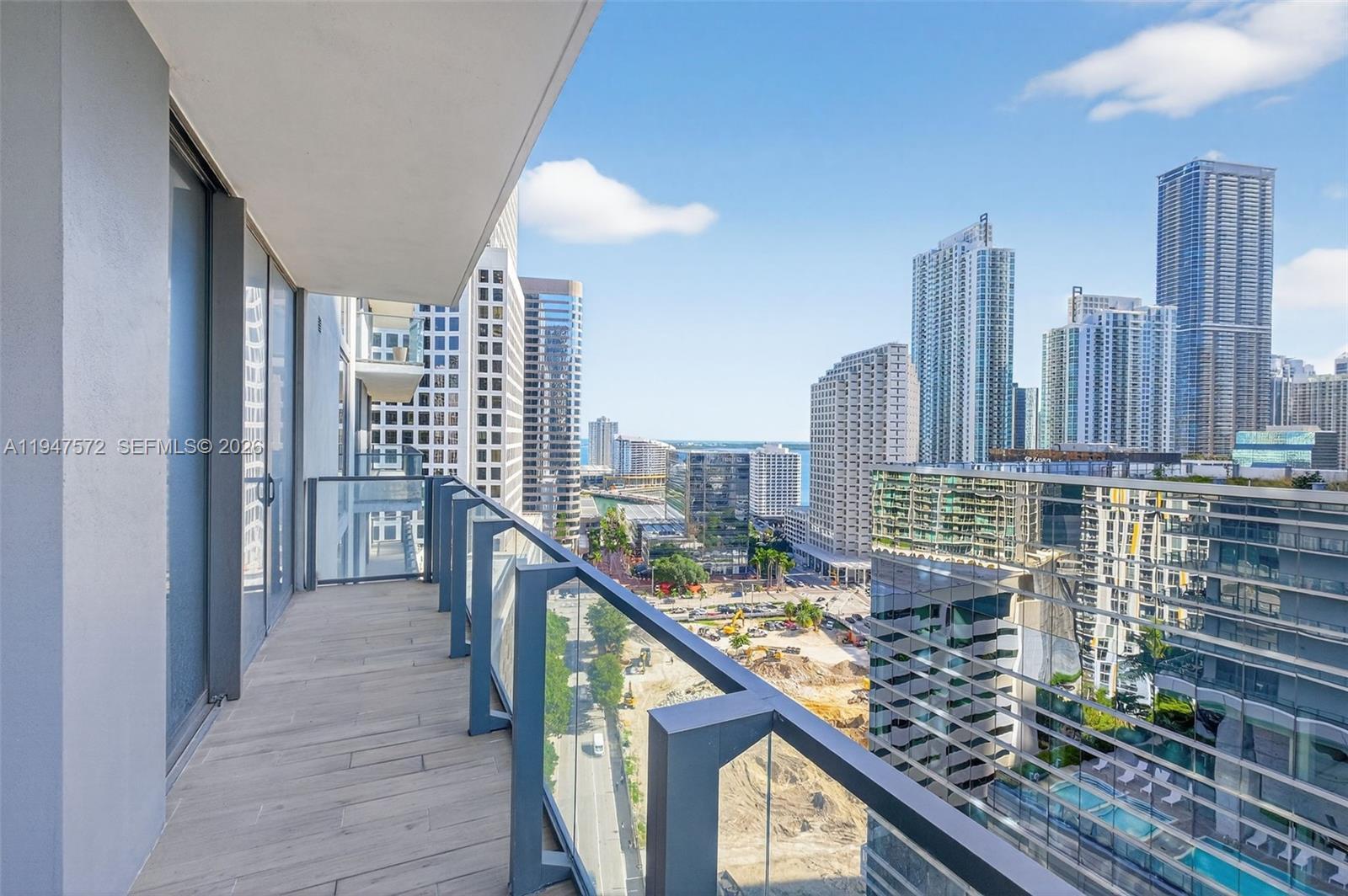 Building Photo - 68 SE 6th St