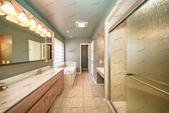 Building Photo - 2624 NW 154th St