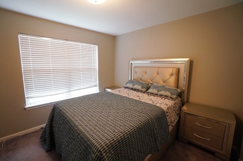 Building Photo - 863 Havenshire Rd