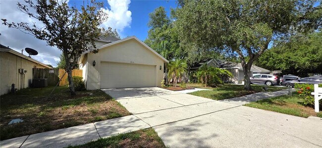 Building Photo - 1506 Scotch Pine Dr