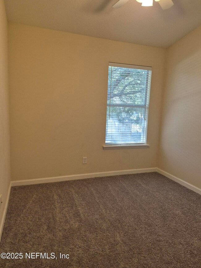 Building Photo - 5851 Parkstone Crossing Dr
