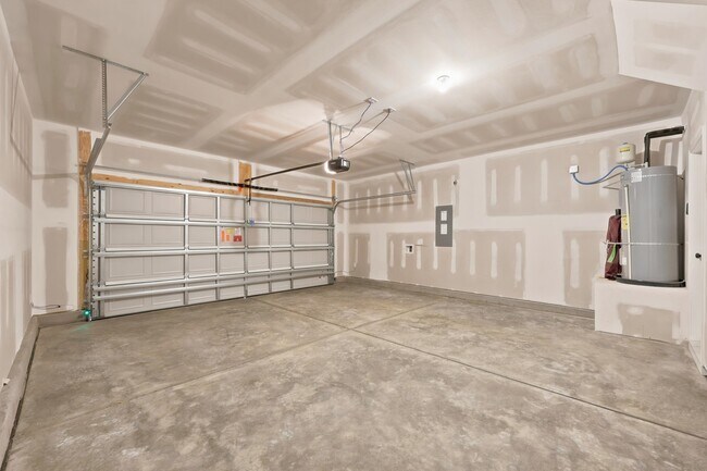Building Photo - 334 Kindred Spirits Dr