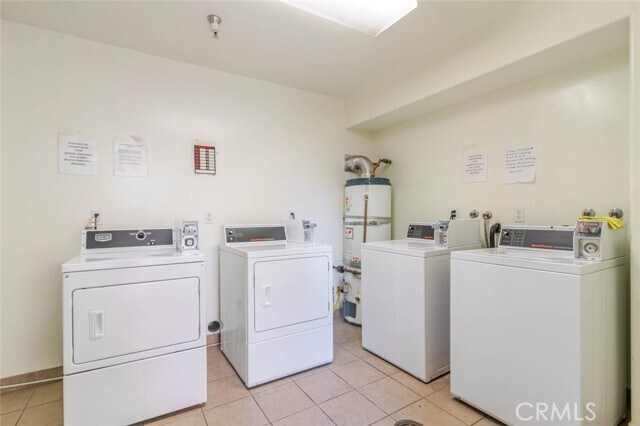 Building Photo - 1466 Tamarind Ave