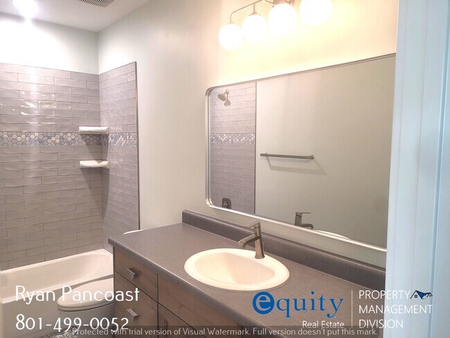 Building Photo - 3076 N 325 W